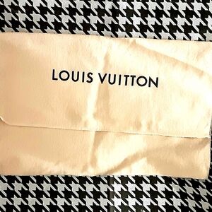 Louis Vuitton Beige Dust Bag